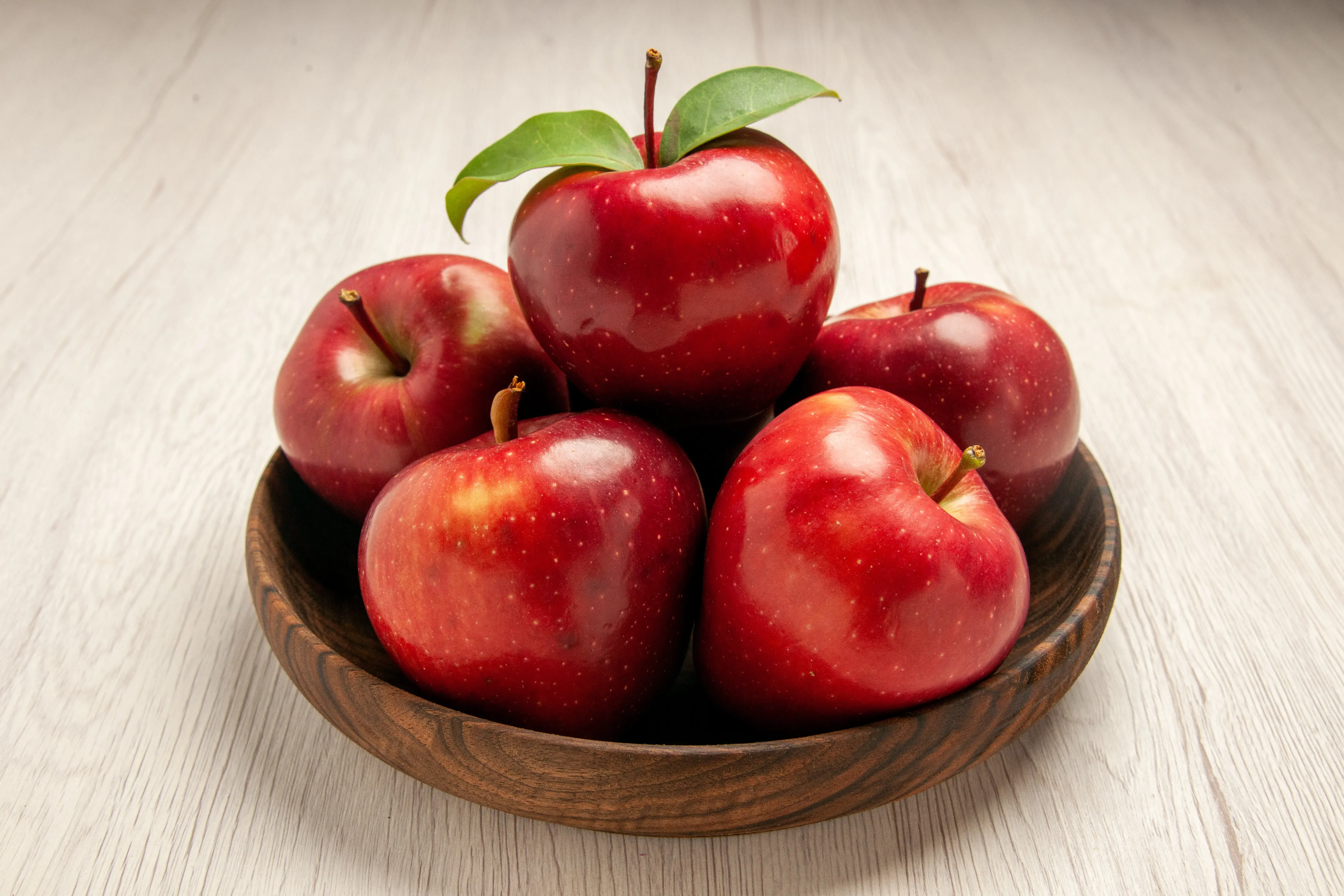 Apples - Probiotic fruits in India