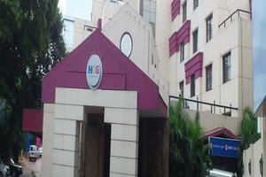 எச்.சி.ஜி மருத்துவமனை, இரட்டை சாலையில் இருந்து