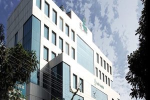 Apollo Hospitals, Indore