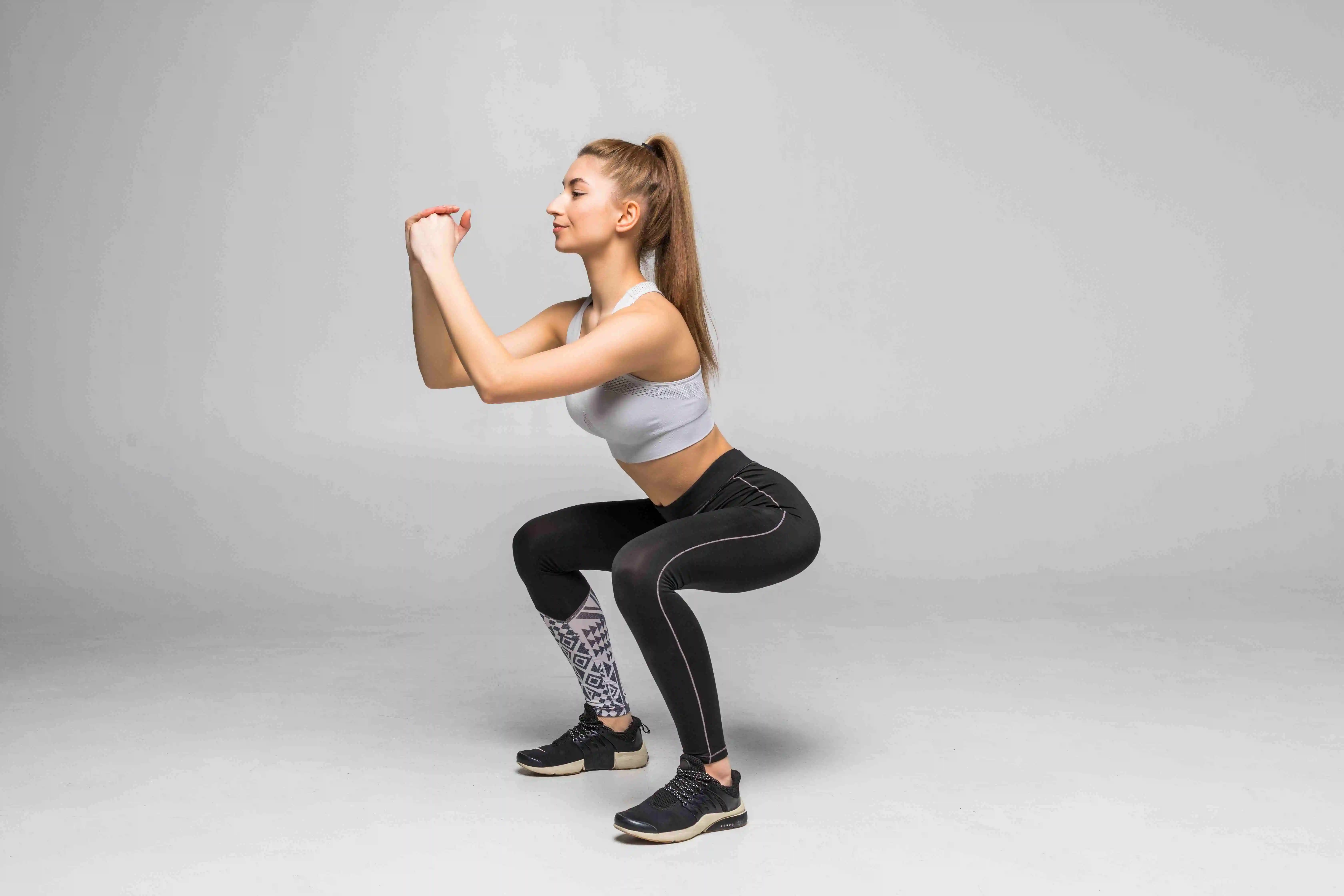 Squats Meaning in Hindi