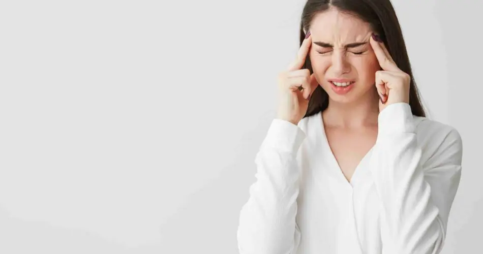 Symptoms of Migraine in Hindi