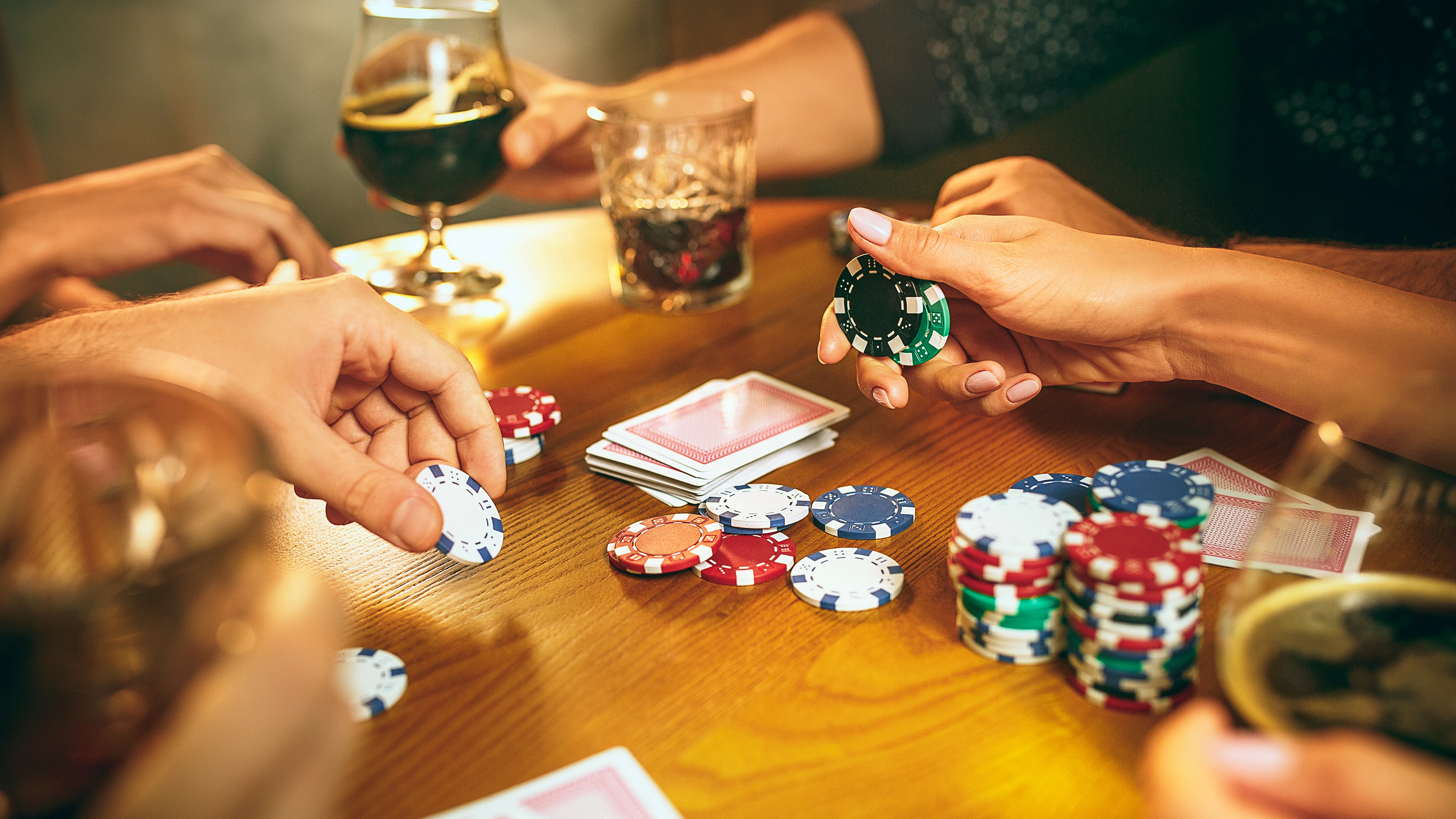 Compulsive Gambling Addiction: Symptoms, Causes and Treatment