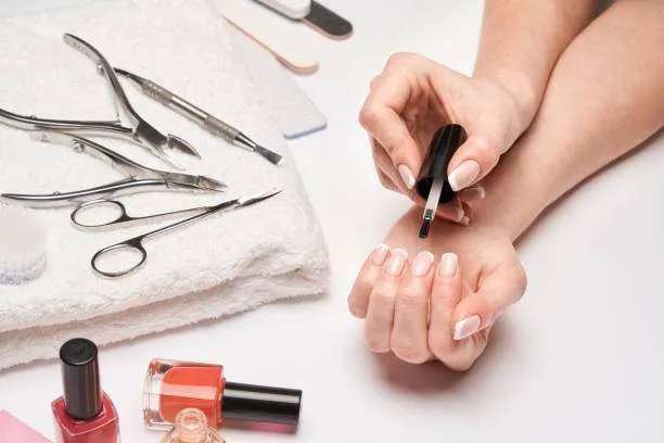 10 Natural Ways To Whiten Your Nails At Home